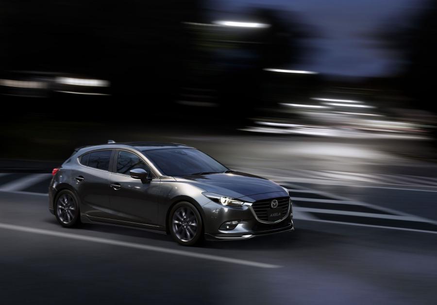  Mazda Axela Hatchback 2016 года  (фото 3 из 13)